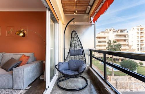 Carihuela Apartment | First line , Cosy and Comfortable + Swimming pool