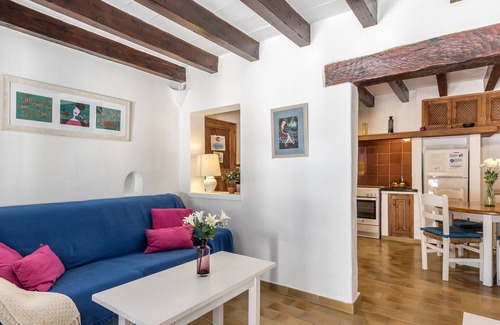 Cala San Vicente Ski Chalet | Fish 2 last minute offer by Home villas 360