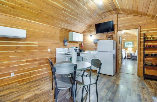 Lakeview Cabin | Fish & Boat: Angler's Cabin 2 Mi to White River