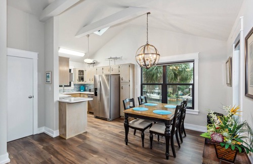 Gulf Breeze House | Fish, Grill, Relax |Gulf Breeze Fish Camp |2BR Canal Front Home |Close to Pensacola & Navarre Beach