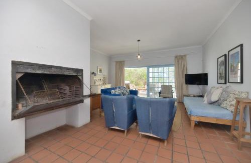 Waenhuiskrans House | Fisher's Rest In Arniston