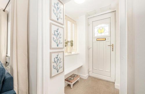 Beaumaris Ski Chalet | Fisherman Cottage Llanfaes near Beaumaris