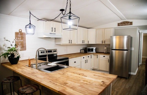 Groveoak House | Fisherman's Countryside Escape!