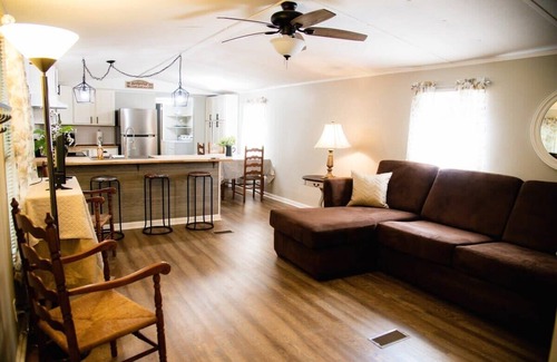 Groveoak House | Fisherman's Countryside Escape!