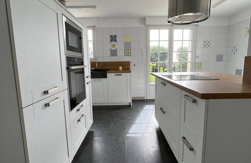 Plogoff House | Fisherman's house/Penty in Plogoff with terrace, garden and sea view near the beach