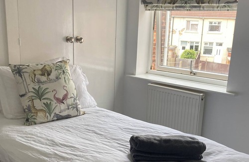 Selby House | Fisherman's Keep (Quiet Street Location)
