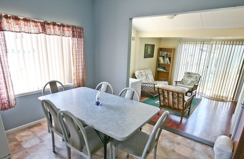 Bermagui House | Fishermans Cabin - Ample boat parking, just a fishing shack