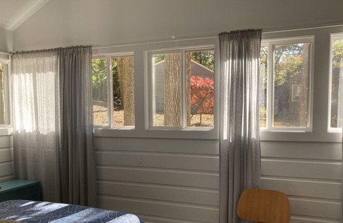 Shelter Island Heights House | Fishermans Cottage near Crescent Beach