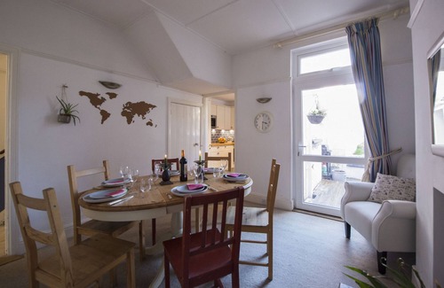 Flushing House | Fishermans Cottage