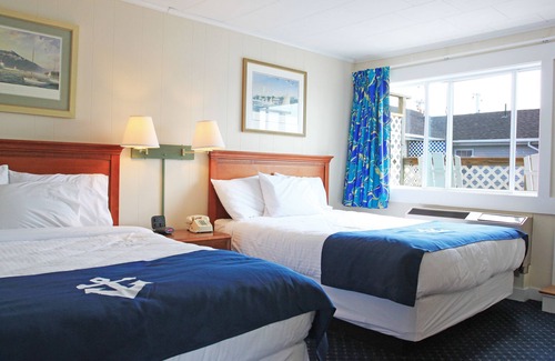 Boothbay Harbor Hotel | Fishermans Wharf Inn