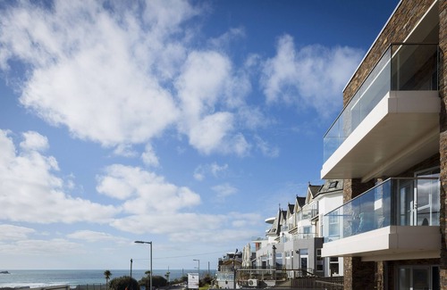 Newquay Apartment | Fistral Beach, on Headland Rd, Golf Course And Sea Views