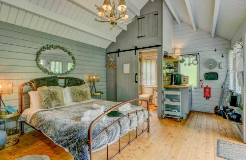 Westleigh Ski Chalet | Fitchey woodland cabin