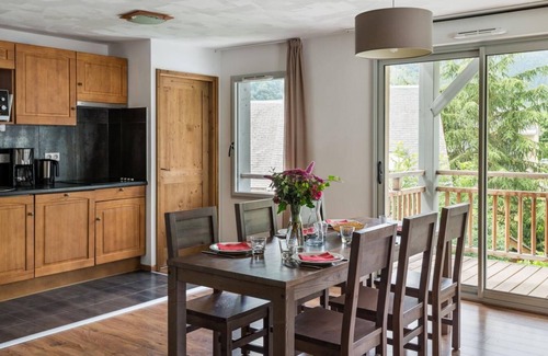 Vielle-Aure Apartment | Fitness, swimming pool, sauna, terrace, balcony, tv, ski locker, 35m², Saint Lary Soulan