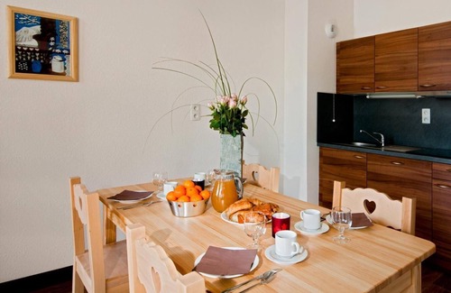 Hauteluce Apartment | Fitness, swimming pool, terrace, balcony, tv, 30m², Les Saisies