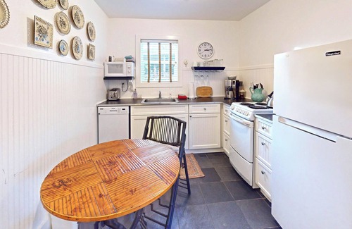 Gearhart House | FITZGERALD`S COTTAGES at Gearhart Beach - Two Blocks to Beach PET FRIENDLY