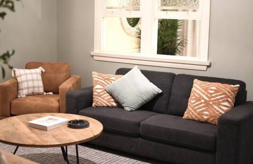 Dubbo House | Fitzroy Olive Cottage