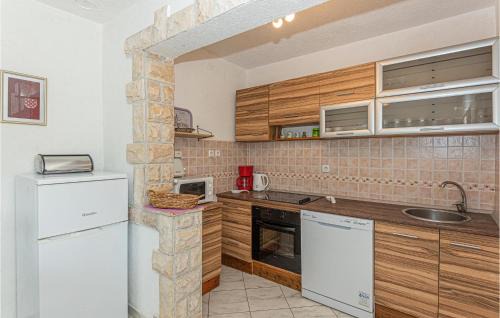 Cista Velika House | Five-Bedroom Holiday Home In Cista Velika
