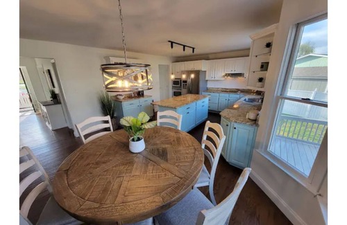 North East Villa | Five Bedroom Villa & Pool on North East Harbor