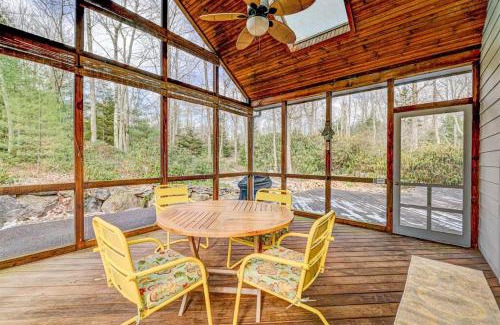 Pocono Pines House | Five O'clock Lodge, Walk to Pool & Lake