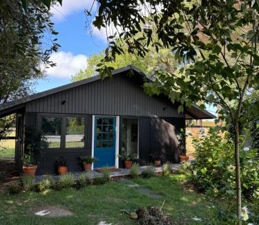 Tamahere House | Five Paddocks Blue Cottage Private 5mins to SH1