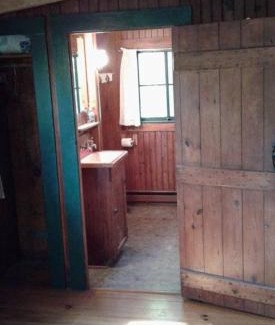 Hot Springs House | Five Points Lake Hamilton Cabin 3