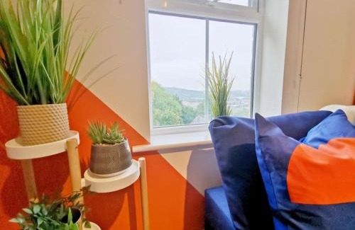 Sheffield Apartment | Fivehill Apartment Sheffield-En-suite-Parking-Long Stay