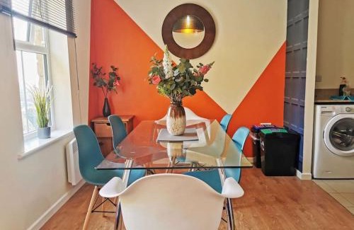 Sheffield Apartment | Fivehill Apartment Sheffield-En-suite-Parking-Long Stay