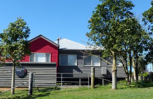 Montville House | Flame Hill Vineyard