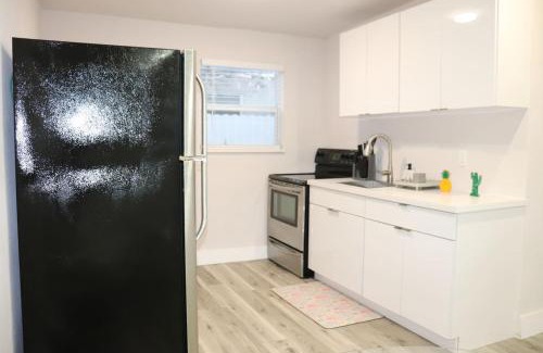 Dania Beach House | Flamingo Beach House