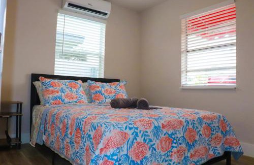 Dania Beach House | Flamingo Beach House
