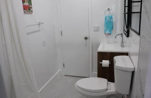 Dania Beach House | Flamingo Beach House