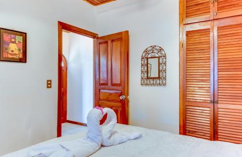 Playa Flamingo Apartment | Flamingo Marina Resort