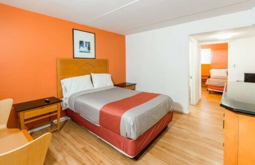 Rio Grande Hotel | Flamingo Motel
