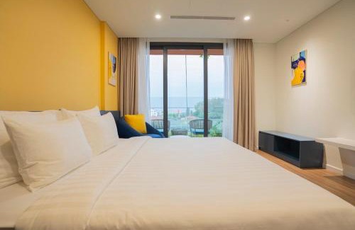Hoang Hoa Hotel | FLAMINGo TÒA IBIZA, Hải Tiến