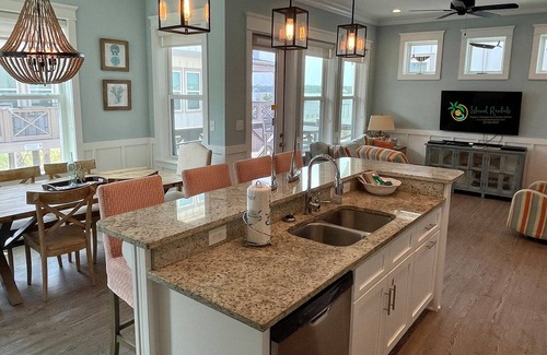 Gulf Shores Cottage | Flash Sale~Book Now~Tortuga Sunset~Sleeps 8