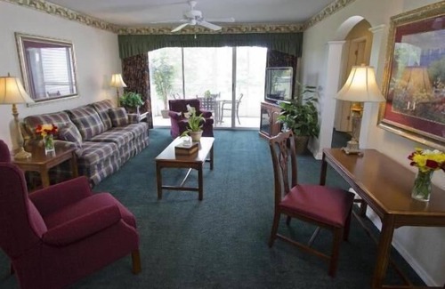 Table Rock Resort | FLASH SALE! Family-Friendly 2BR Condo w/2 Resorts Pools & More!