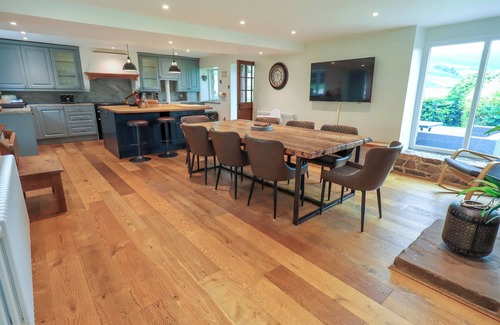 Scales Cottage | FLASKA HOUSE, pet friendly, with open fire in Troutbeck Near Penrith