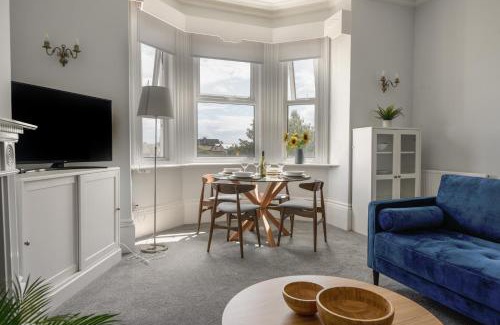 Seaton Apartment | Flat 2, 10 Seafield Road