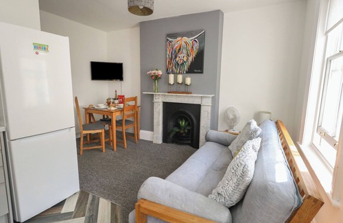 Bournemouth City Centre Cottage | Flat 4 - Hengistdury