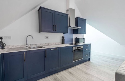 Camberley Apartment | Flat#9, 1 Portesbery Camberley · Pent House | Town Centre | Stunning and Spacious