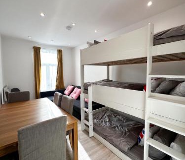 Earlsfield Apartment | Flat B, Stay In Earlsfield