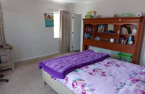 Flat Bush House | Flat Bush Large Ensuite, for your perfect stay