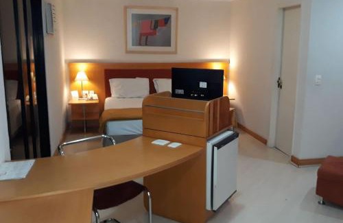 Sao Paulo Apartment | Flat com Sacada - Região Ibirapuera próximo vários Hospitais e UNIFESP