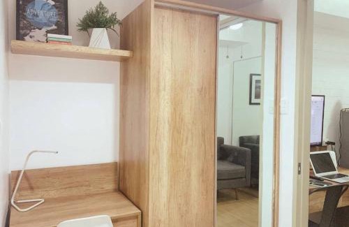 Pio del Pilar Apartment | FLAT ESHRA - Cozy Bright 1-BR