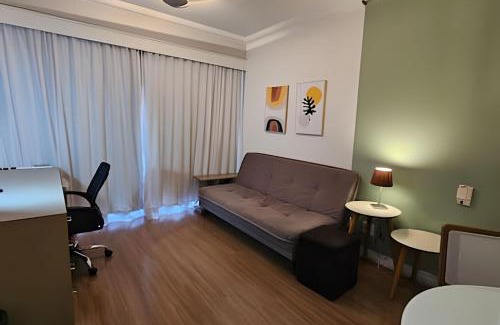 Indianopolis Apartment | Flat Hotel The Palace com cozinha e sacada