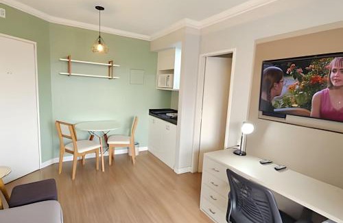 Indianopolis Apartment | Flat Hotel The Palace com cozinha e sacada