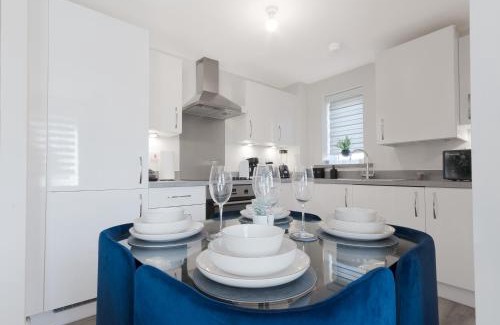Milton Keynes Apartment | Flat in Milton Keynes Free parking Self checkin fast wifi