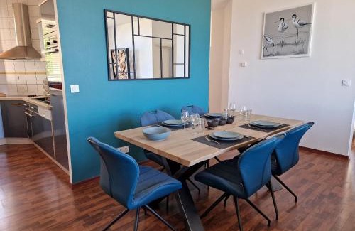 Plougasnou Apartment | Flat in Primel with Sea View & Beaches Nearby