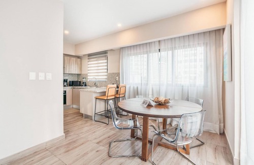 Downtown Santo Domingo Apartment | Flat in Regatta II With Breakfast Included 302
