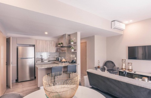 Downtown Santo Domingo Apartment | Flat in Regatta II With Breakfast Included 204
